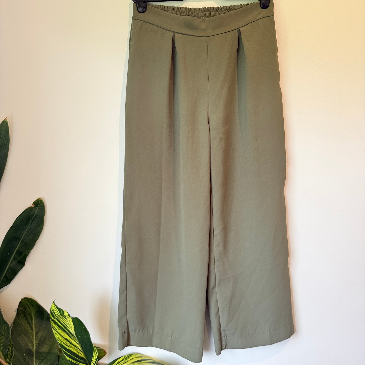 Pagani Size 10 Wide-Leg Pants