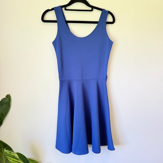 Boohoo Size 8 A-Line Casual Mini Dress