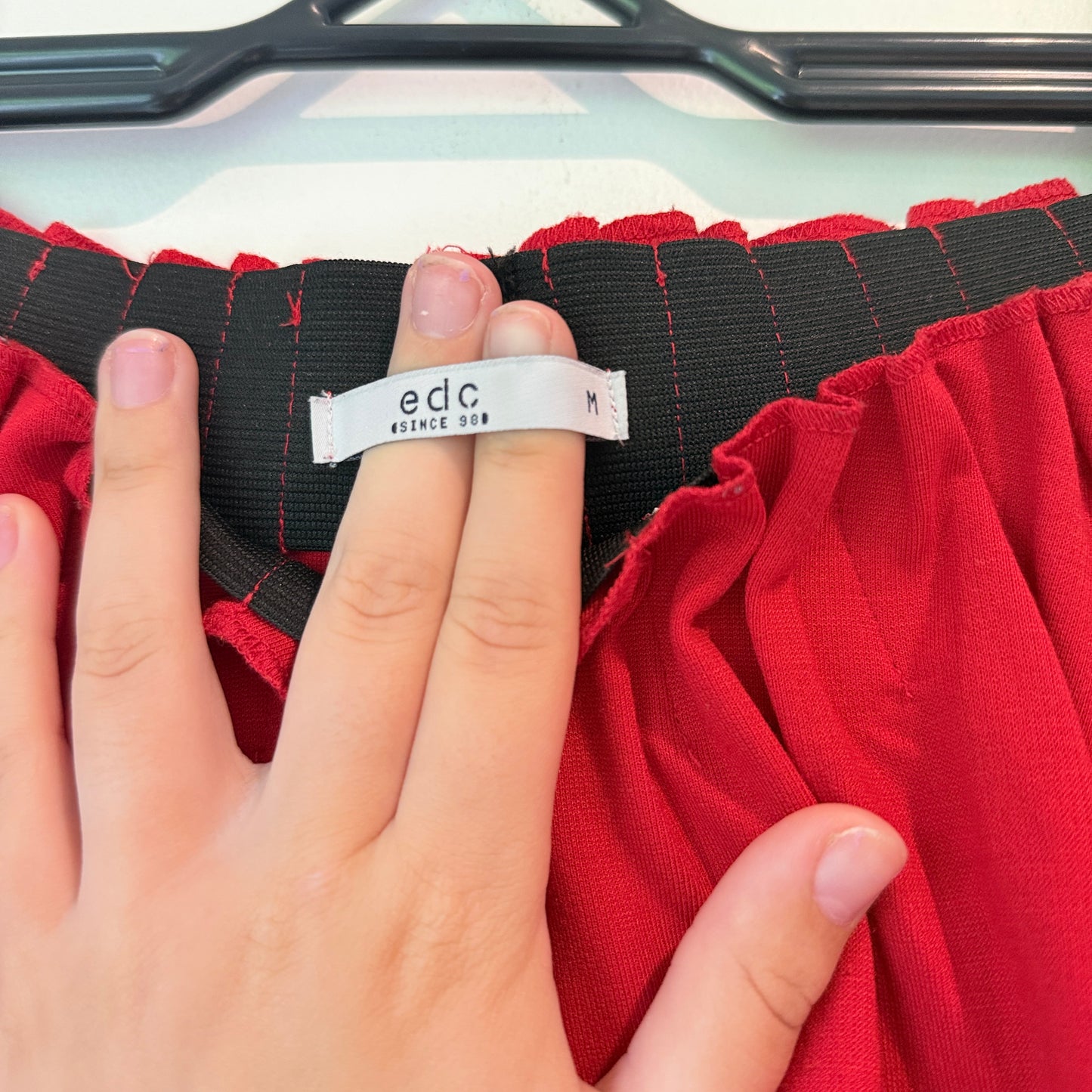 EDC Size M Red A-Line Skirt