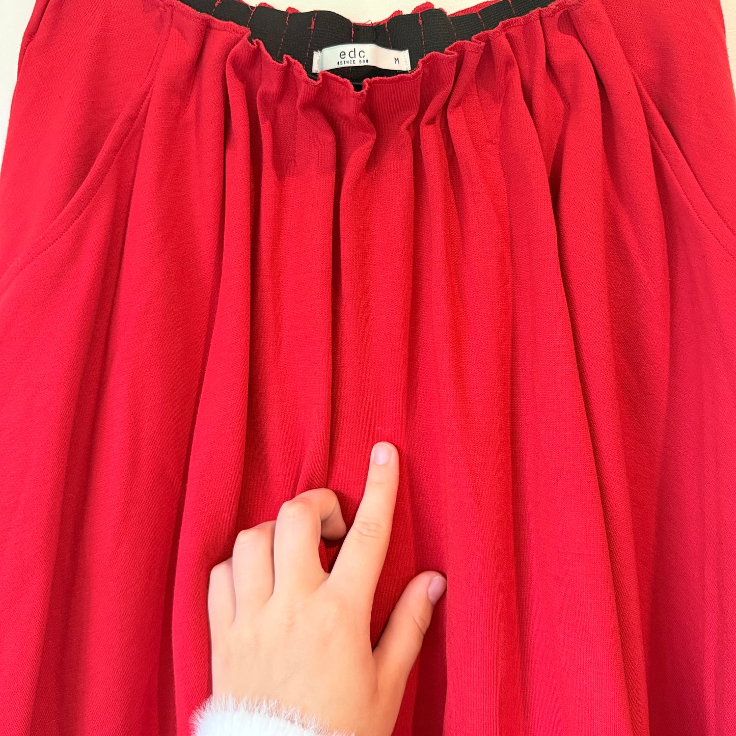 EDC Size M Red A-Line Skirt