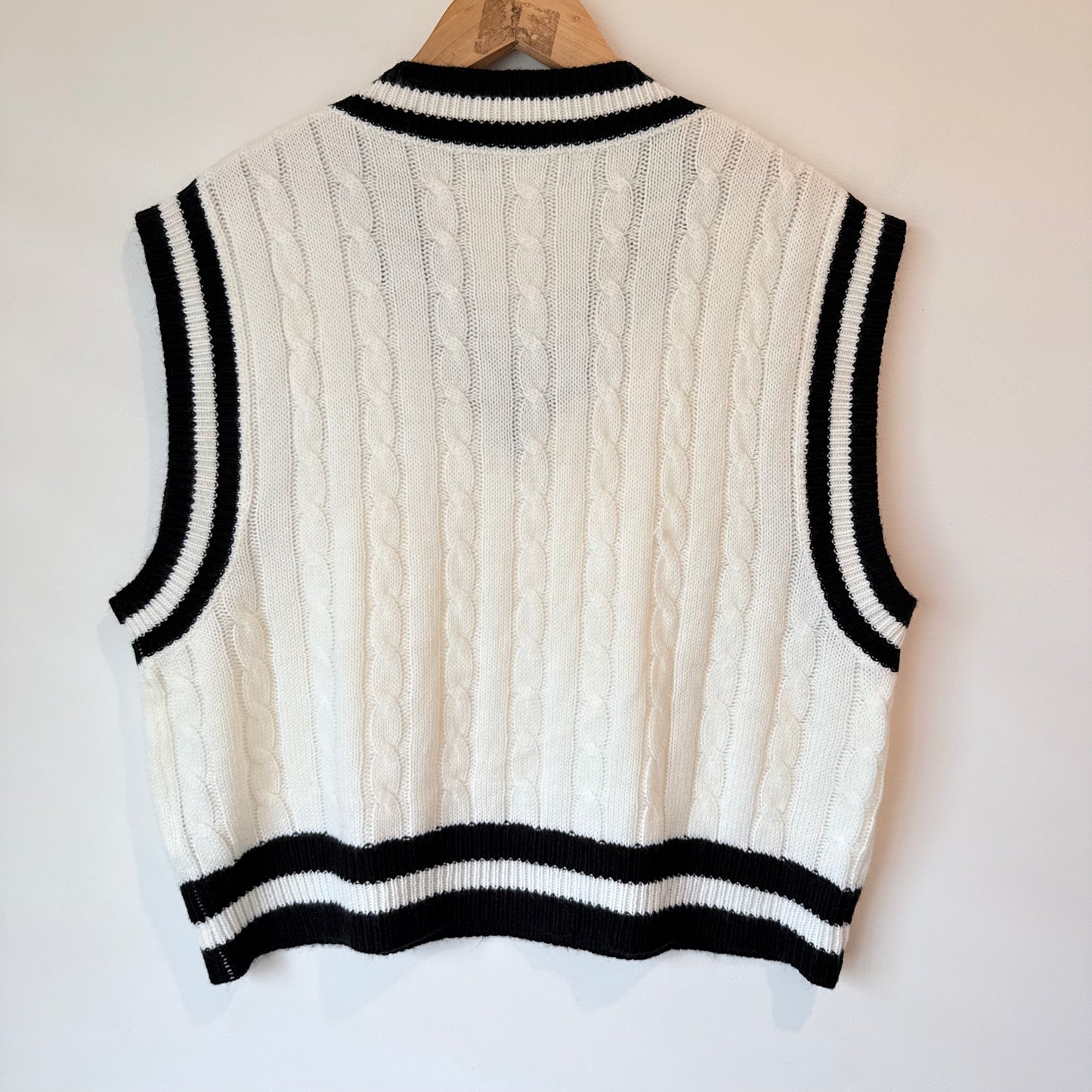 Cut Label 100% Acrylic White Sweater Vest - 50cm U/Arm to U/Arm