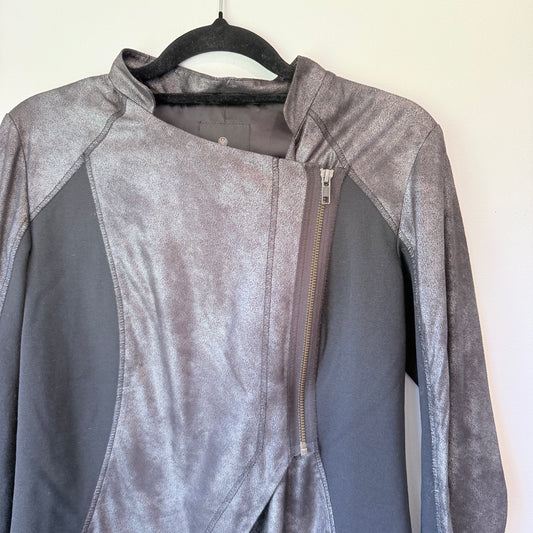 Sabine Size 10 Asymmetrical Zip Jacket