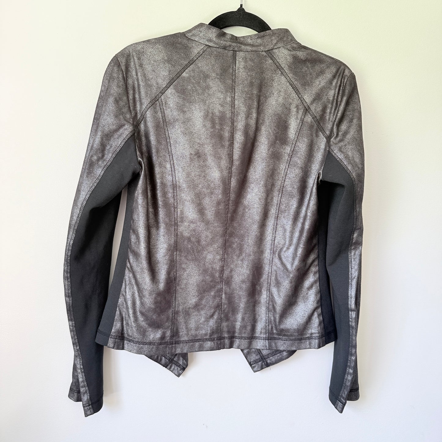 Sabine Size 10 Asymmetrical Zip Jacket