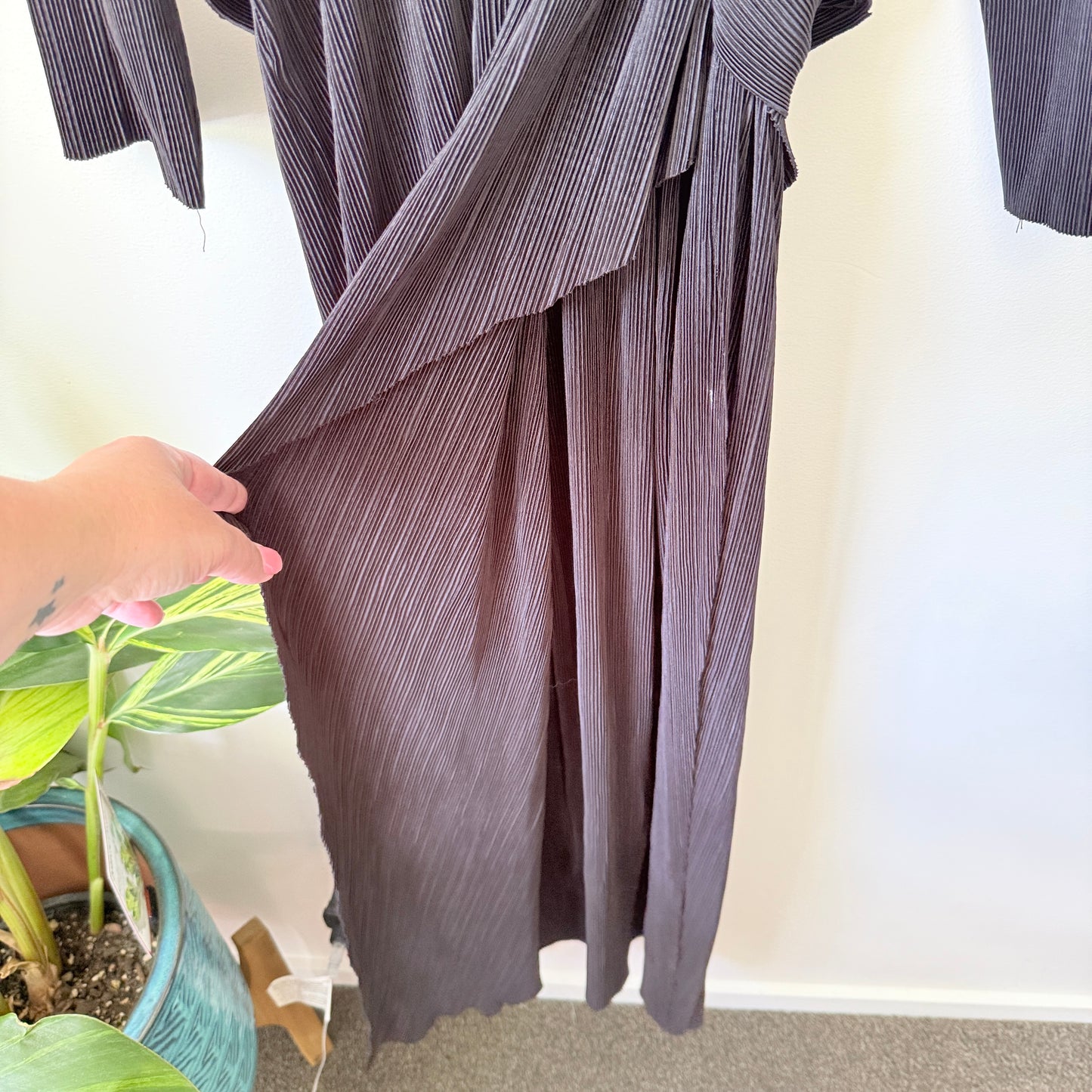 Showpo Size 10 Black Long Sleeve Wrap Dress