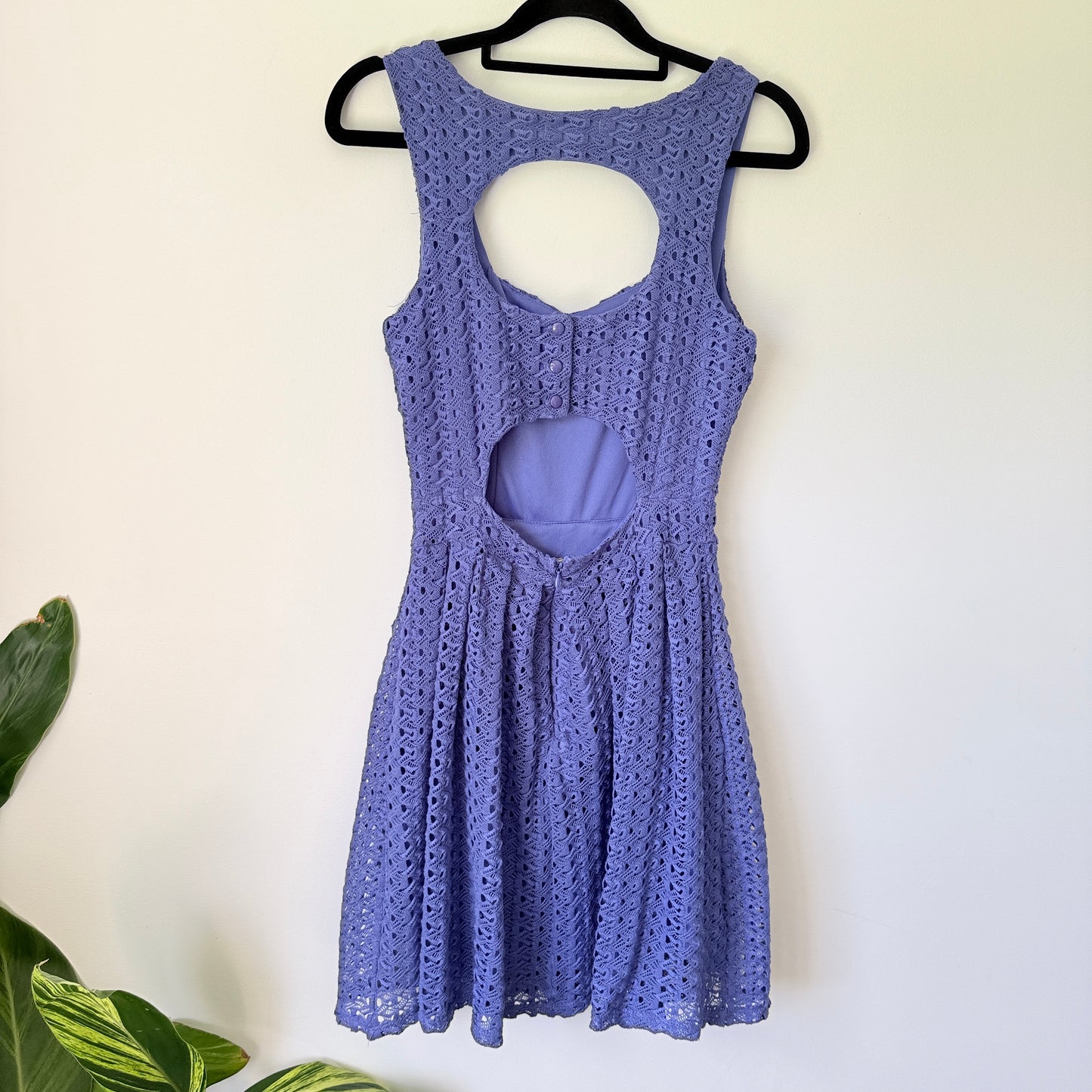 Valley Girl Size M Blue Lace Overlay Sleeveless Sundress