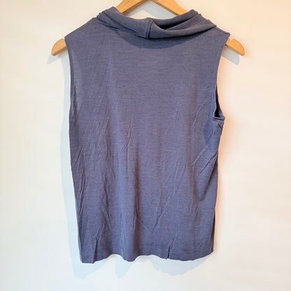 Jaeger Size M Gray Split Back 100% Silk Top