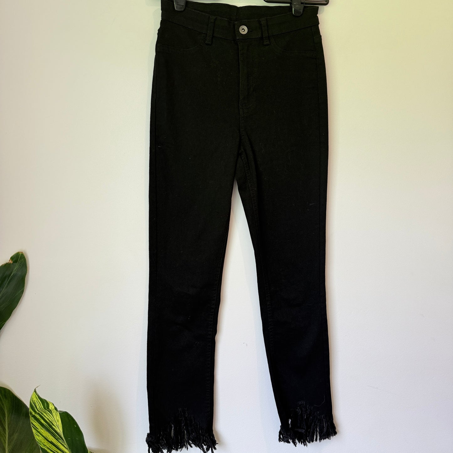Calzedonia Size S Black High-Rise Skinny Jeans with Raw Frayed Hem