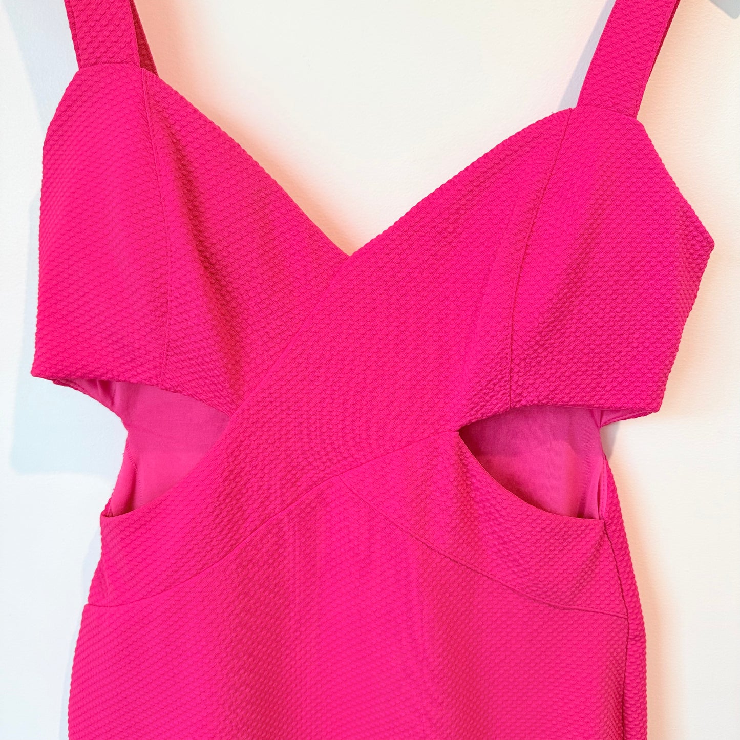 Paper Scissors Size L Pink Cut Out Sides Bodycon Dress