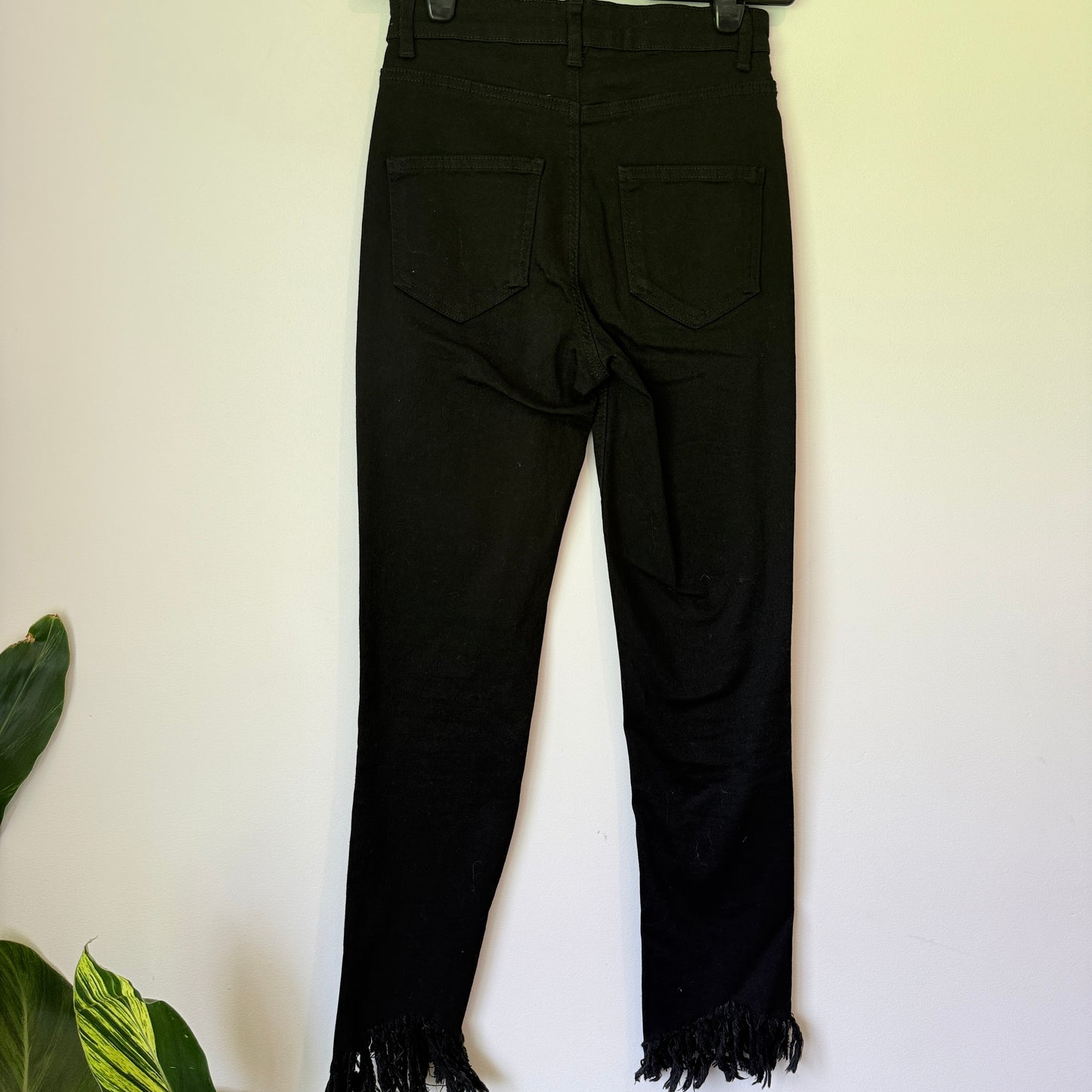Calzedonia Size S Black High-Rise Skinny Jeans with Raw Frayed Hem