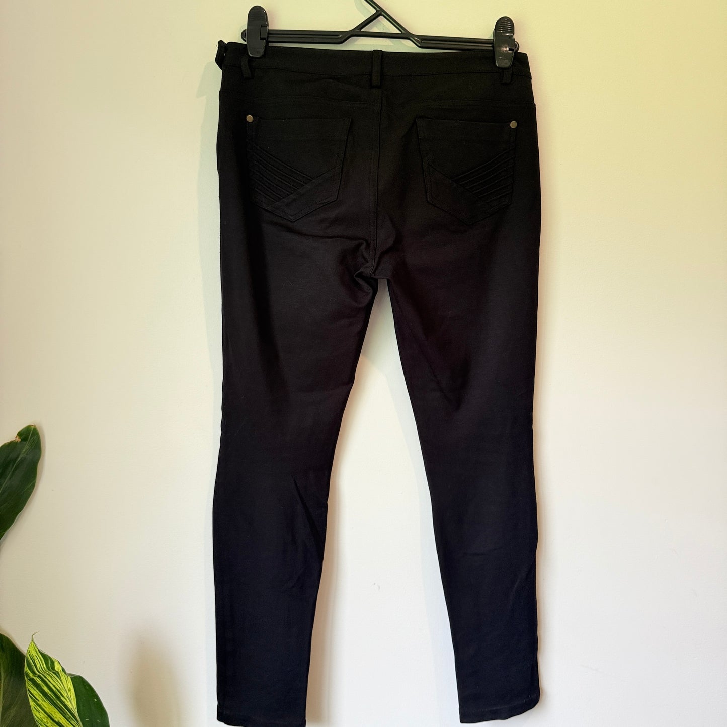 Pagani Size 10 Black Paige Pants