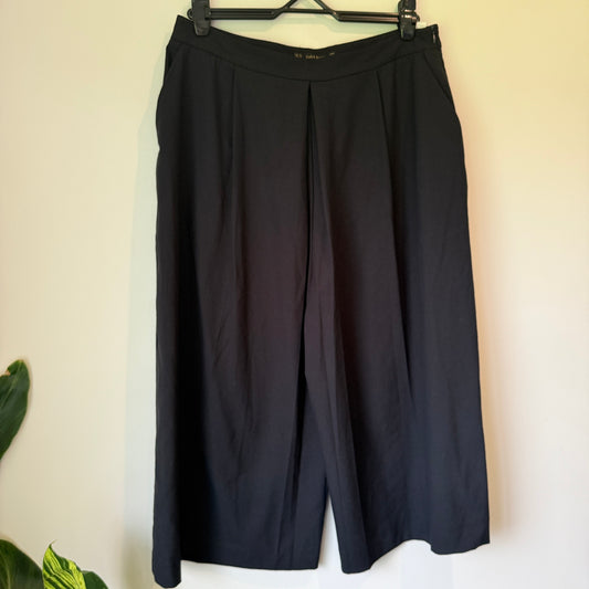 Zara Basic XL High-Rise Black Cullotes