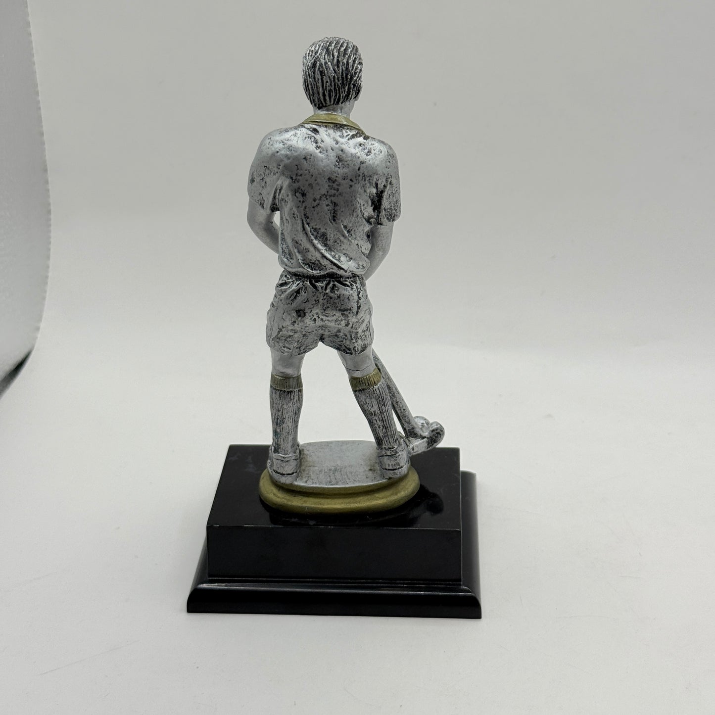 Field Hockey Player Trophy – Silver & Gold Finish
