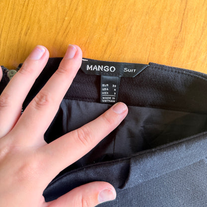Mango Size 8 Black Pleated Mini Skirt
