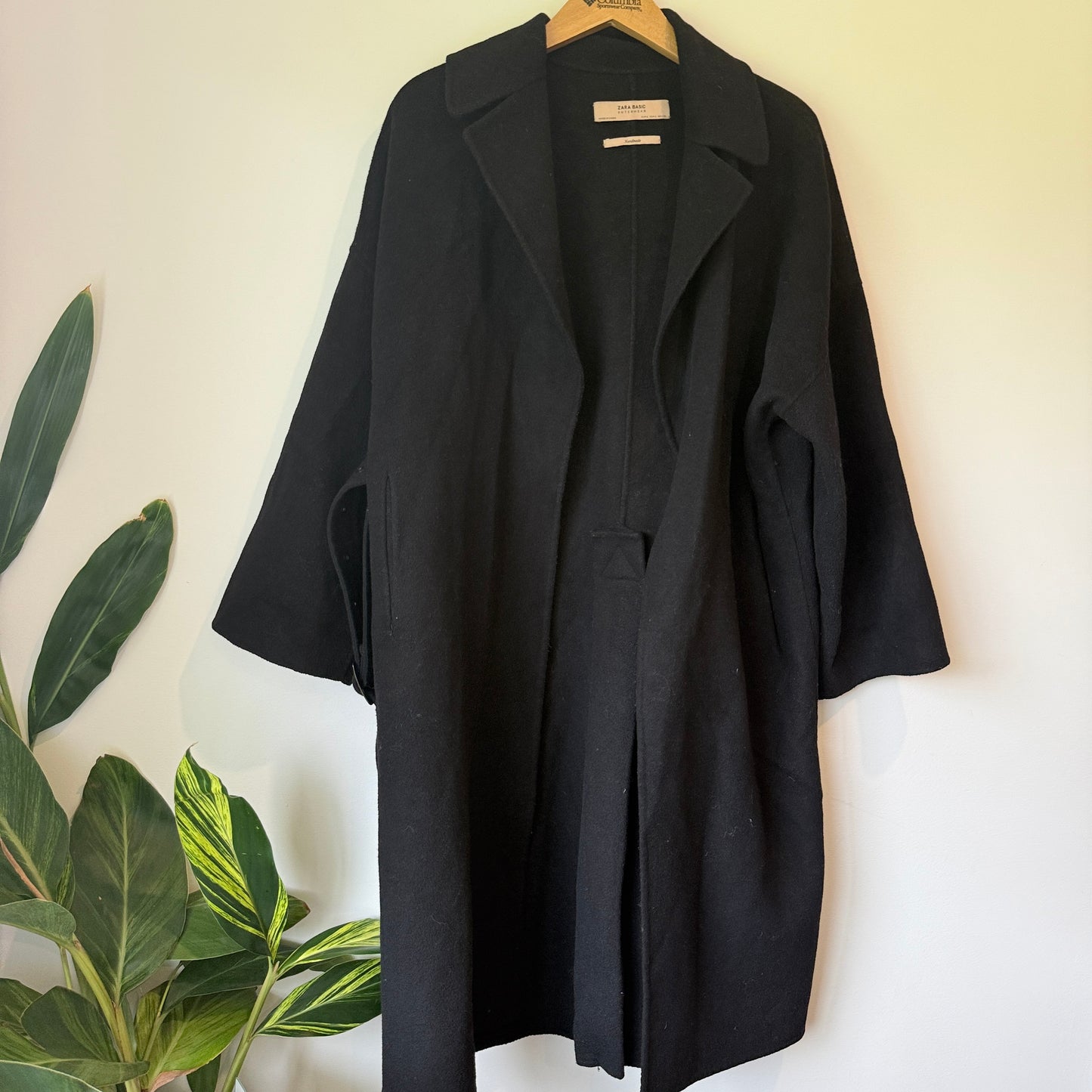 Zara Basic Size M Black Wool Blend Coat