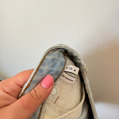 Abrand Jeans Size 7/25 High Relaxed Distressed Denim Shorts