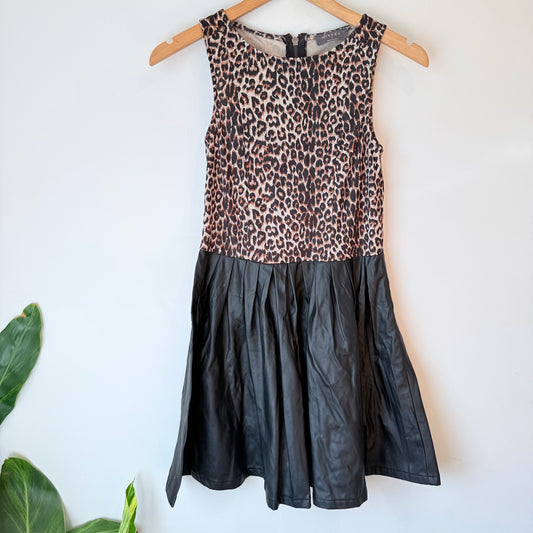 Mirrou Size 8 Leopard Print Dress