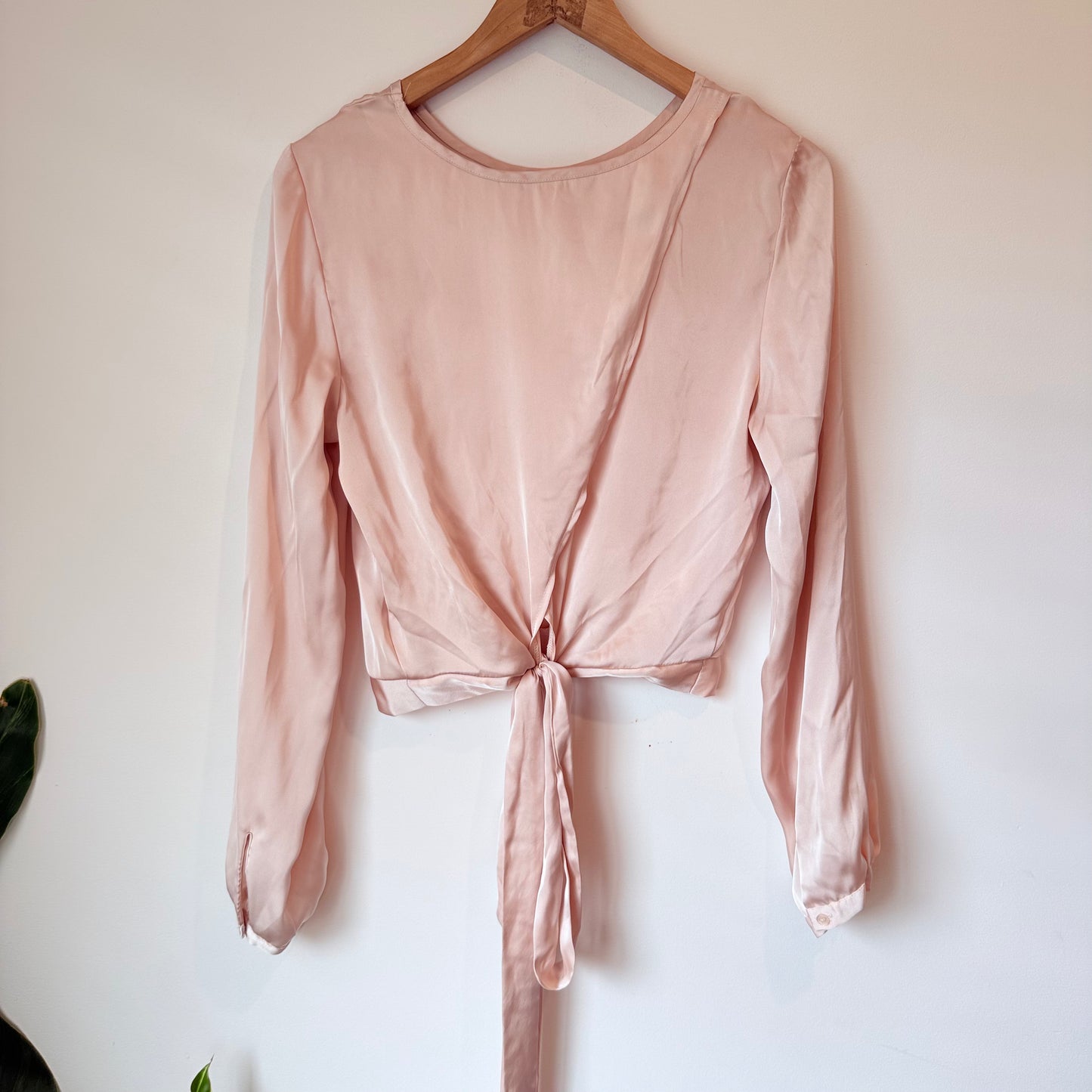 Glassons Size 12 Pink Tie Back Top
