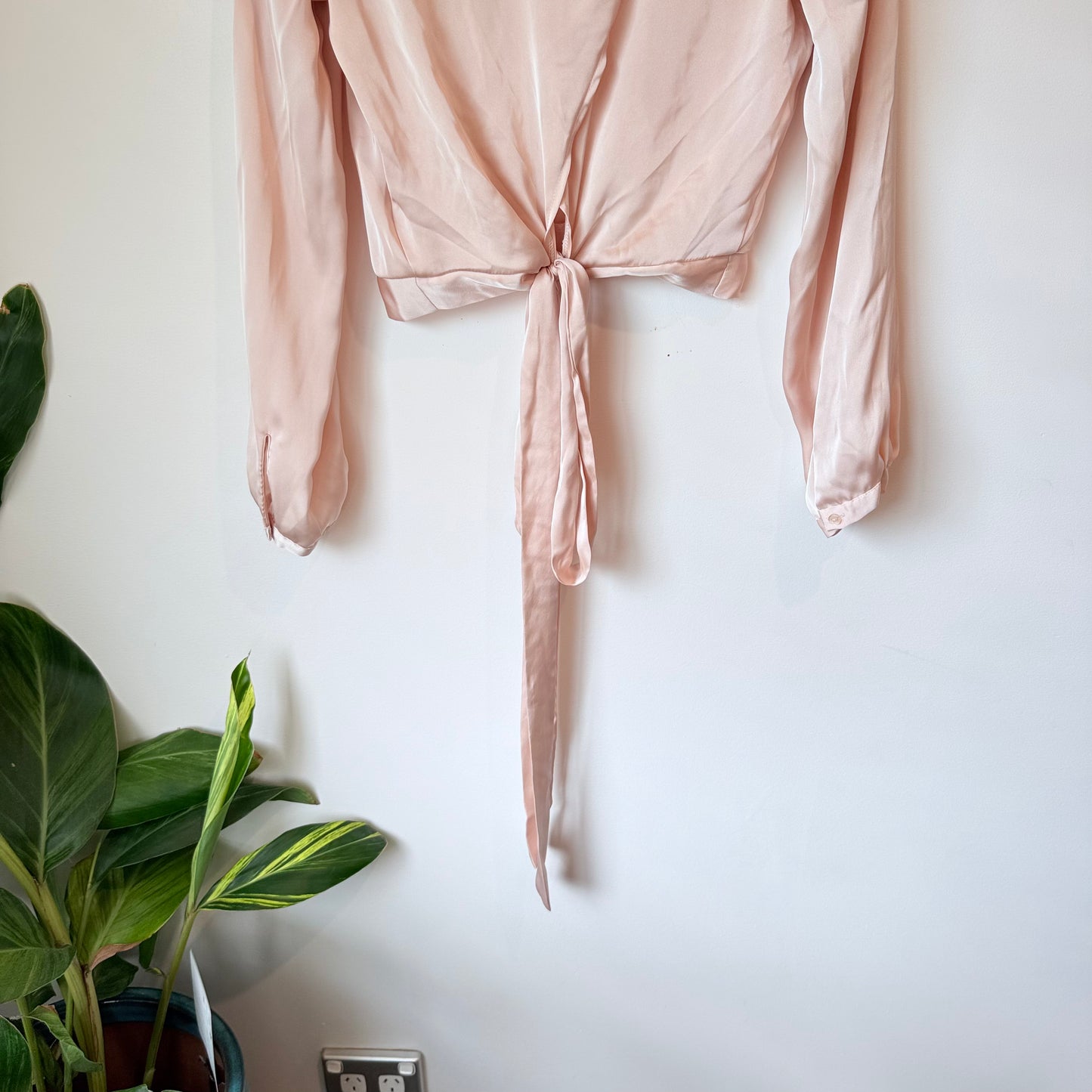 Glassons Size 12 Pink Tie Back Top