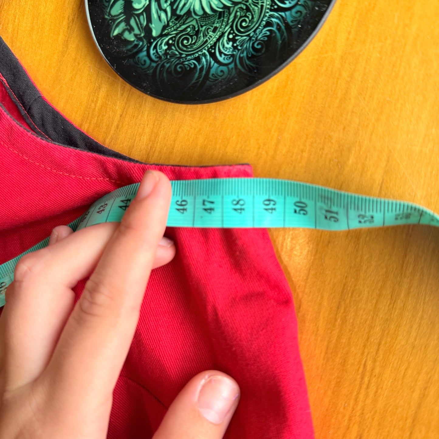 Brand Unknown Size U/Arm 48cm Red Sleeveless Midi Dress