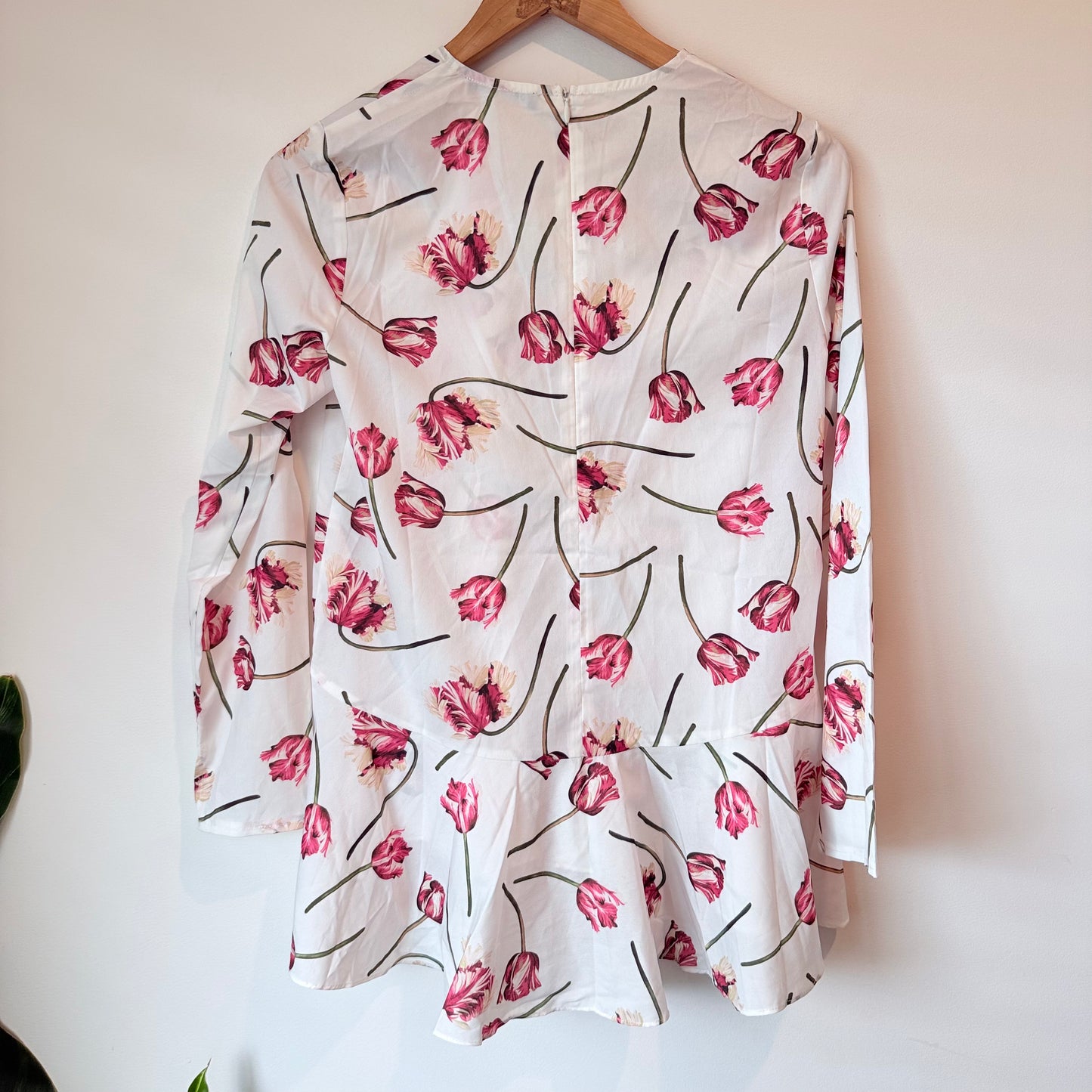 Poplook Size S Floral Top