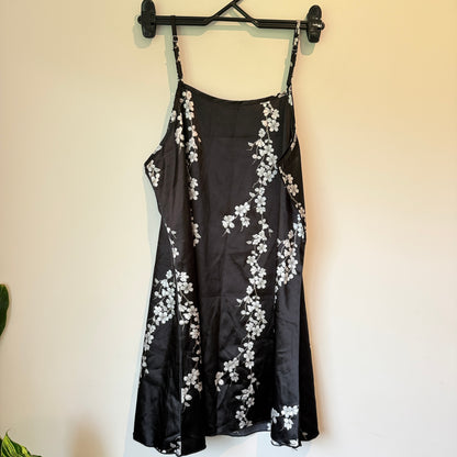 Brand Unknown Size XL Black Satin Slip Dress