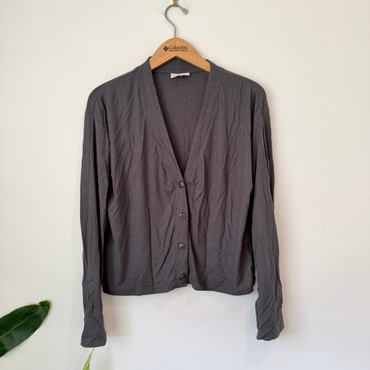 Simple and Sunday Size M Charcoal Grey Cardigan