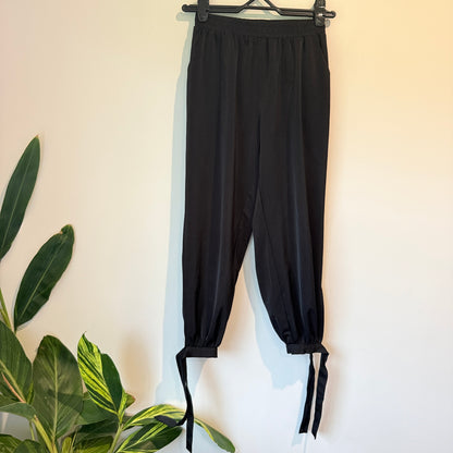 Brand Unknown 64cm Waist Black Satin Drape Jogger Pants