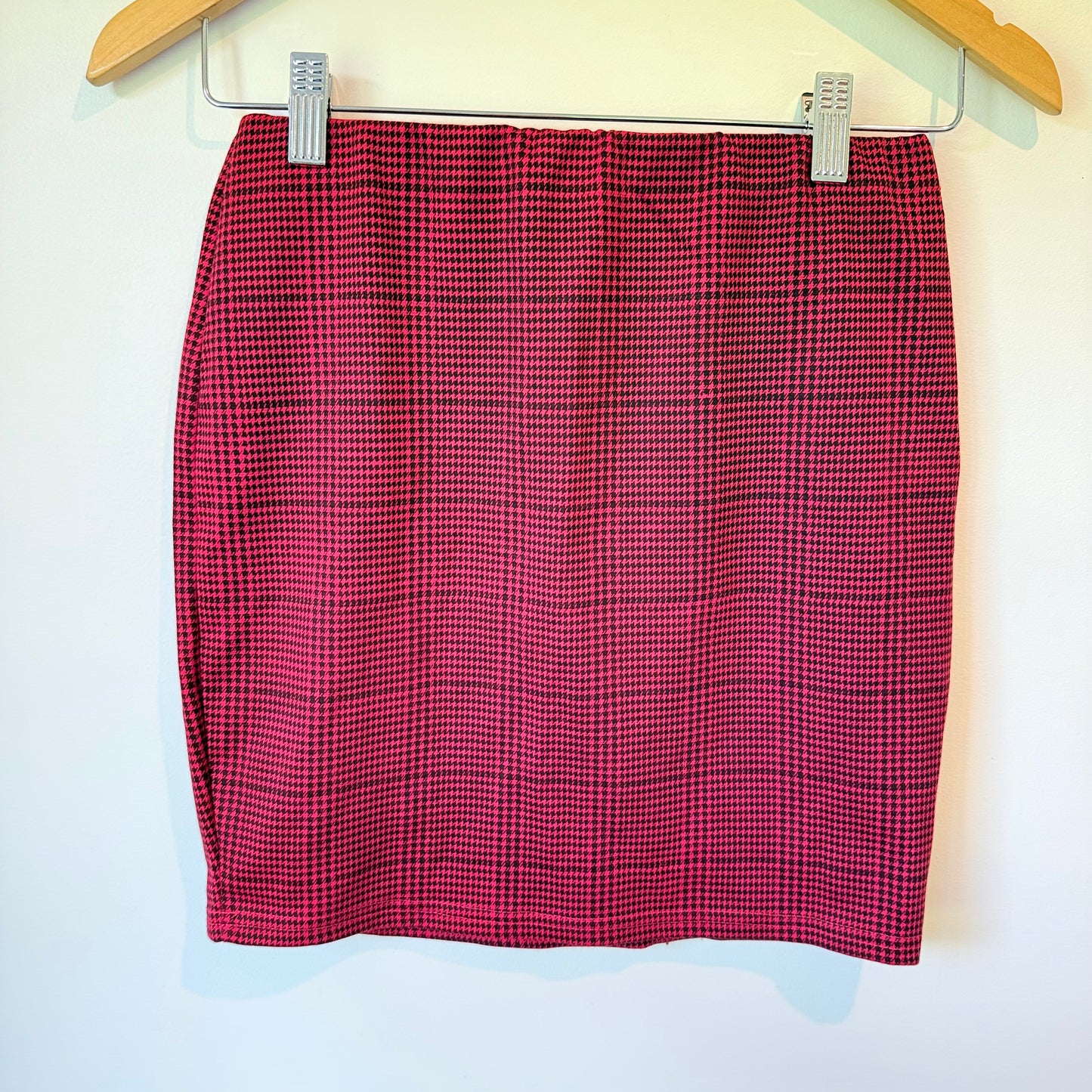 Paper Scissors Size 8 Red and Black Plaid Mini Skirt