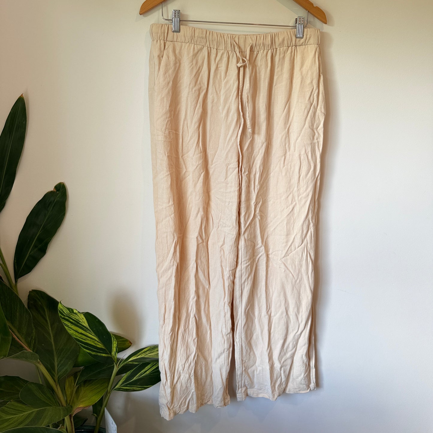 White Fox Linen Blend Pants Beige - Size XL