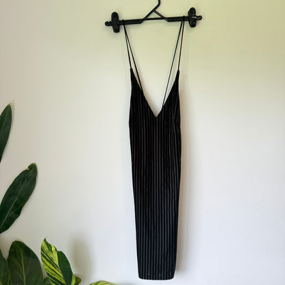 Shareen Size 6 Black V-Neck Striped Slip Dress
