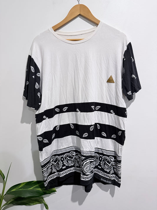 Established Paisley Panel Tee White/Black - 58cm U/Arm