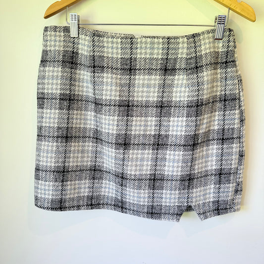 Mirrou Size 14 Plaid Mini Skirt