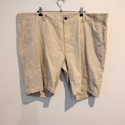 Tarocash Size 44 Beige Chino Shorts