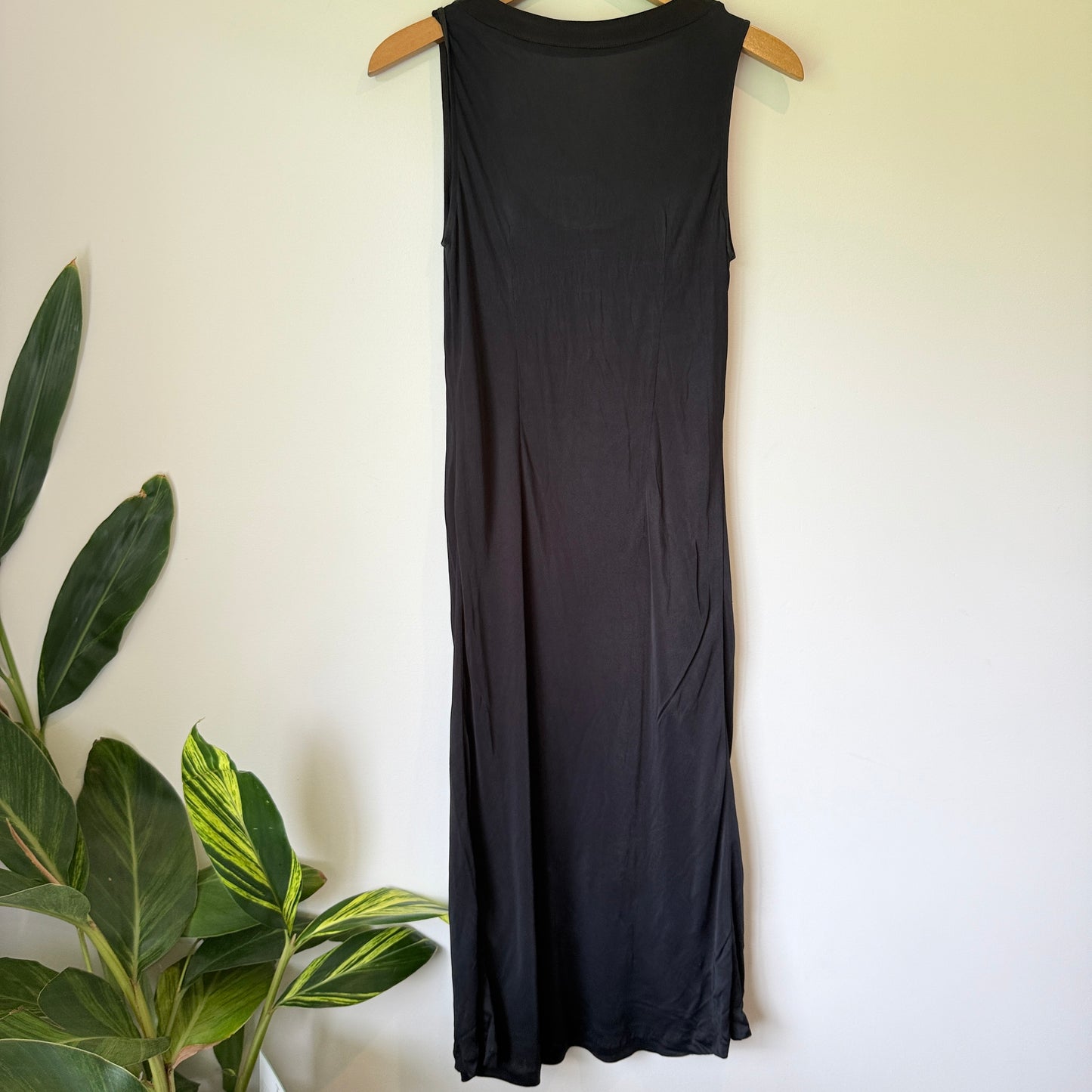 Brand Unknown Size U/Arm 35cm Sleeveless Scoop Neck Dress