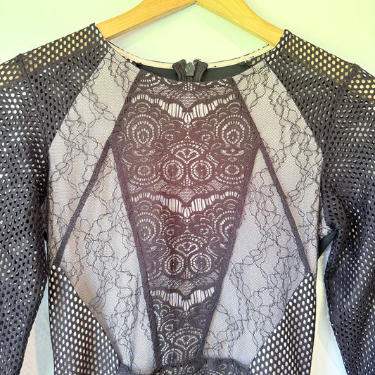 Topshop Size 6 Black Lace & Mesh Bodycon Mini Dress