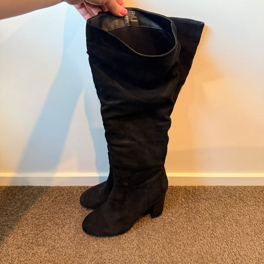 Step on Air 'Phoebe' Black Slouch Boots – Wide Fit Size 7
