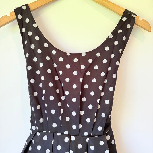 Unknown Brand U/Arm 34cm Black & White Polka Dot Sleeveless Dress