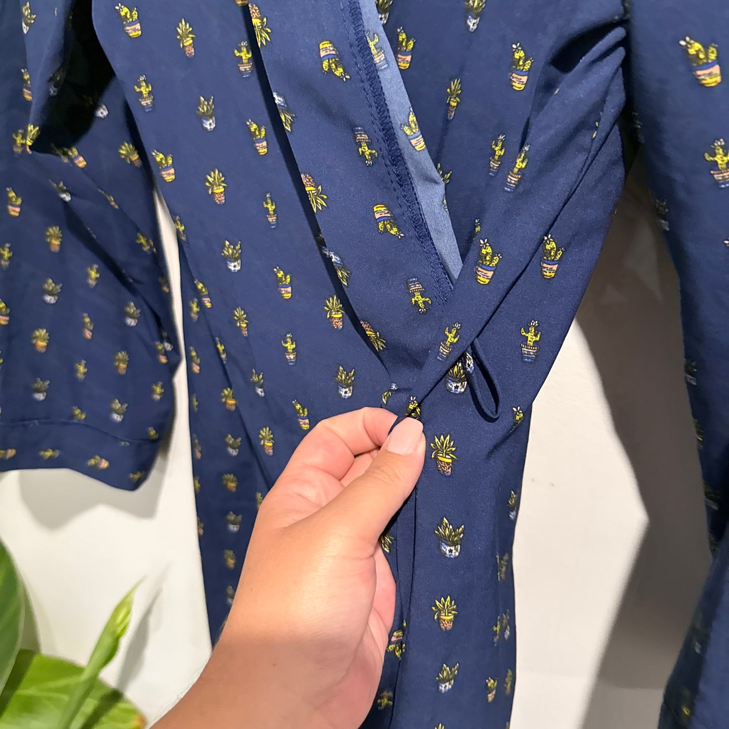 Loveable Size S Navy Blue Patterned Robe (missing waist tie)
