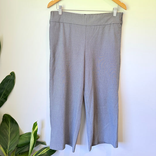 Zara Trafaluc Size M Women’s Checked Pants