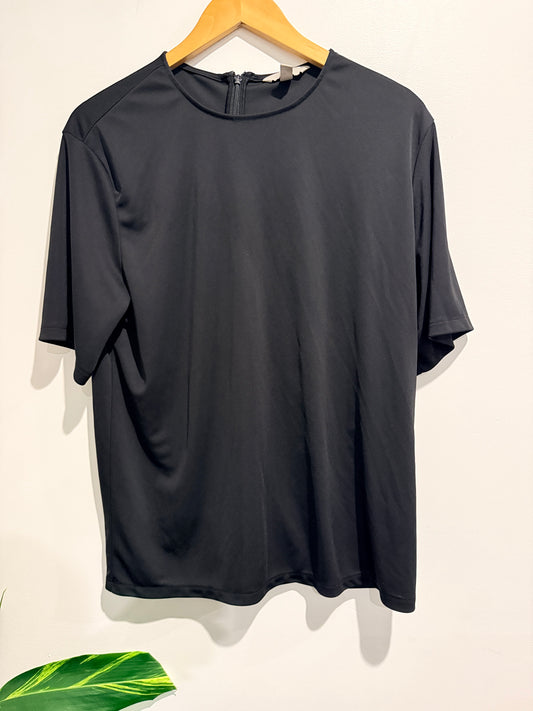 H&M Black Short Sleeve Top – Size L