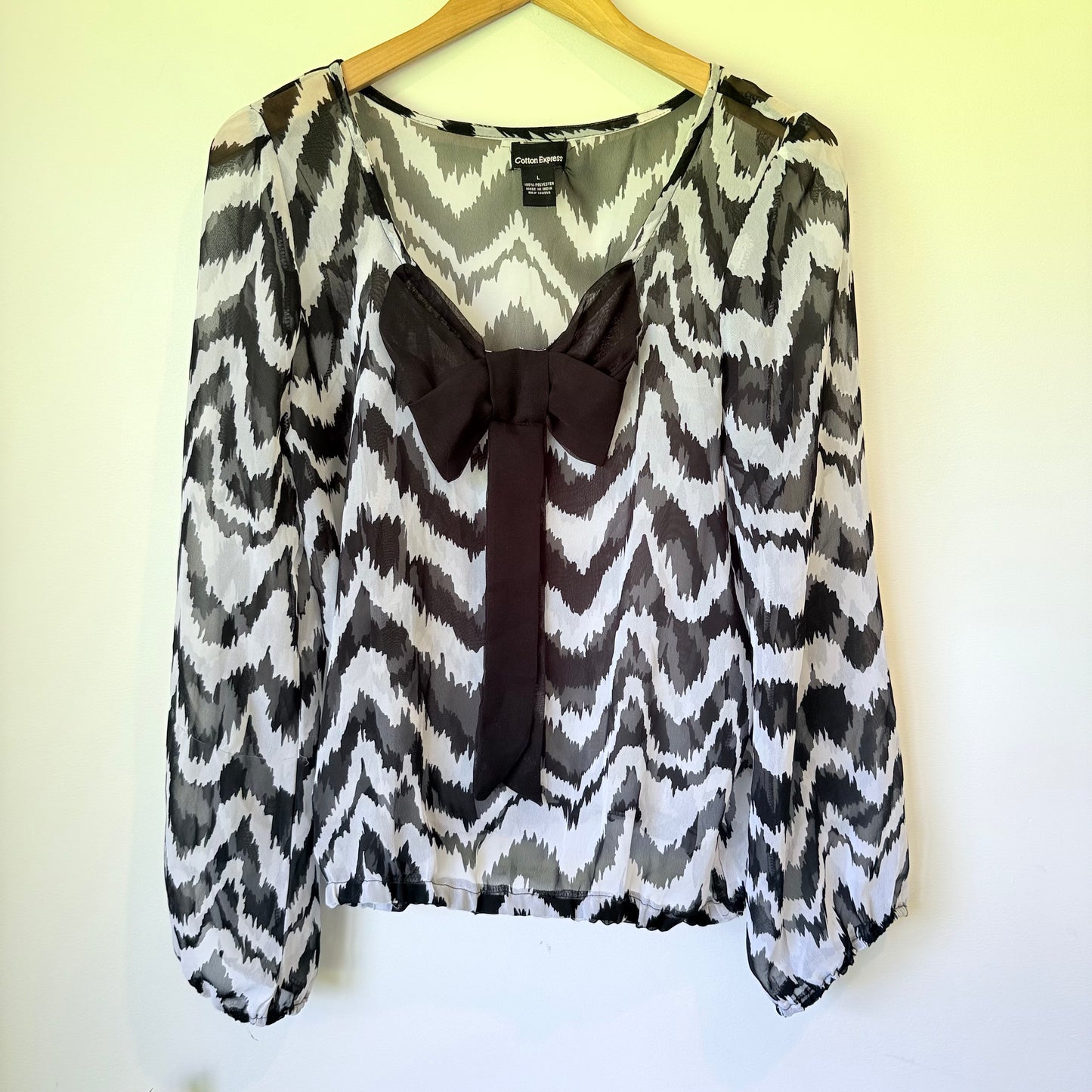 Cotton Express Size L Chevron Sheer Blouse