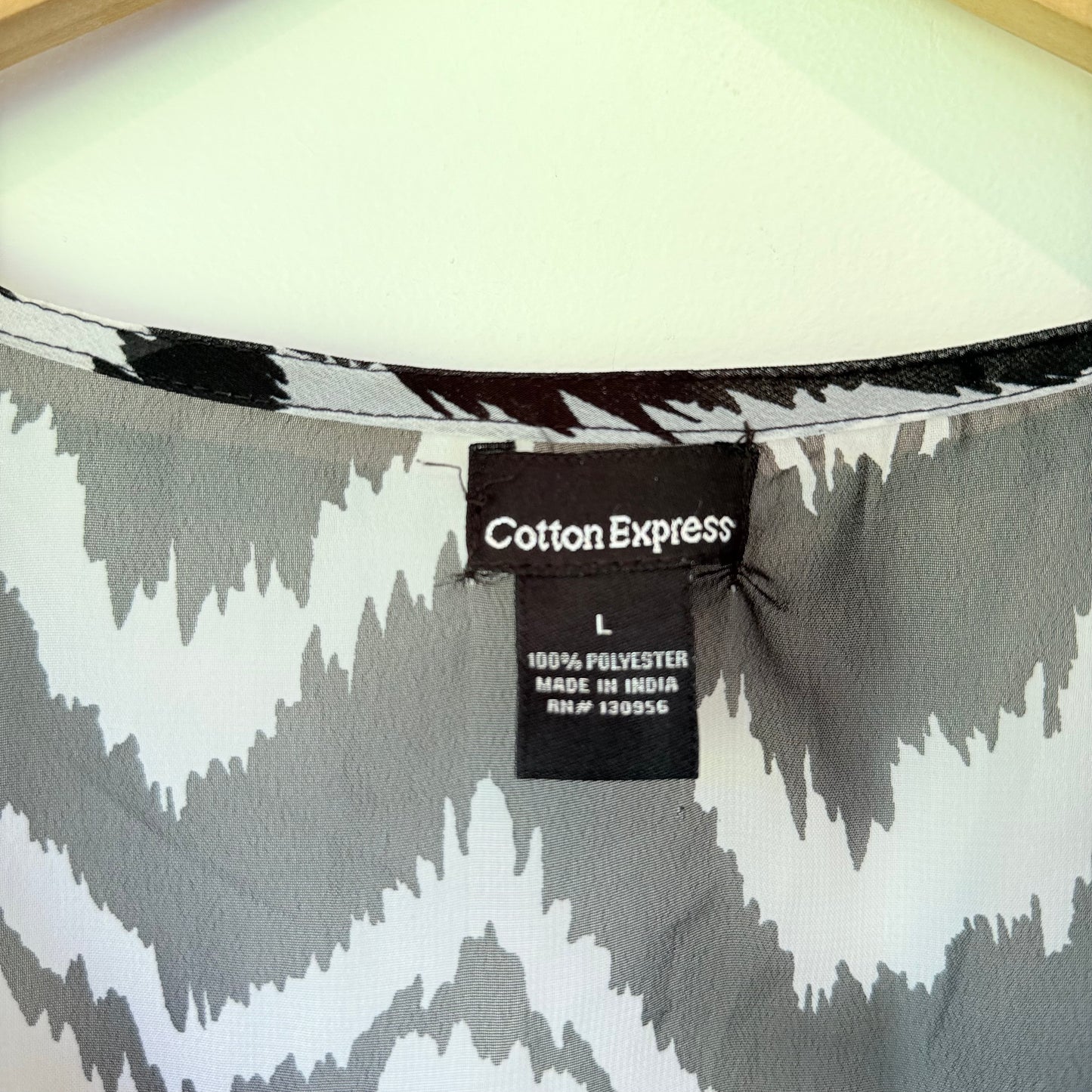 Cotton Express Size L Chevron Sheer Blouse