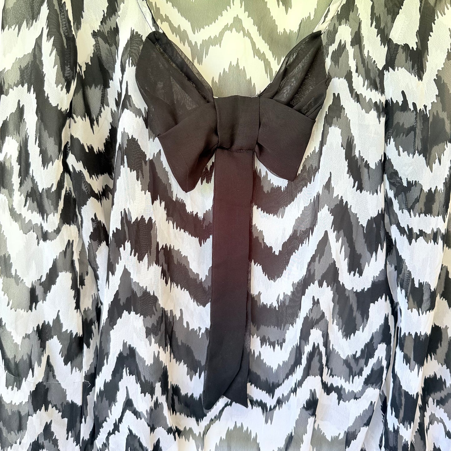 Cotton Express Size L Chevron Sheer Blouse