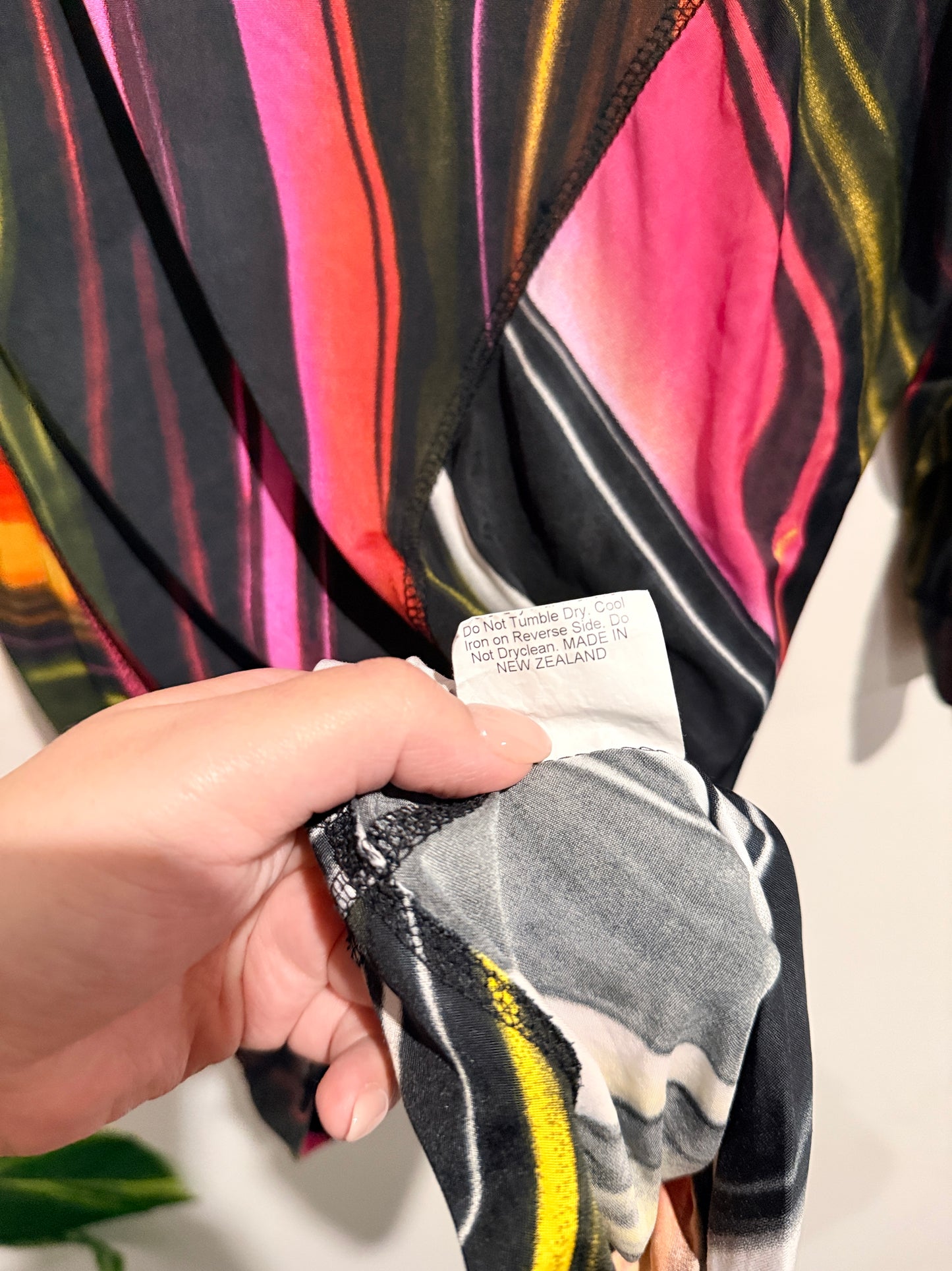 VSSP Weekend Abstract Print Top – Size 10