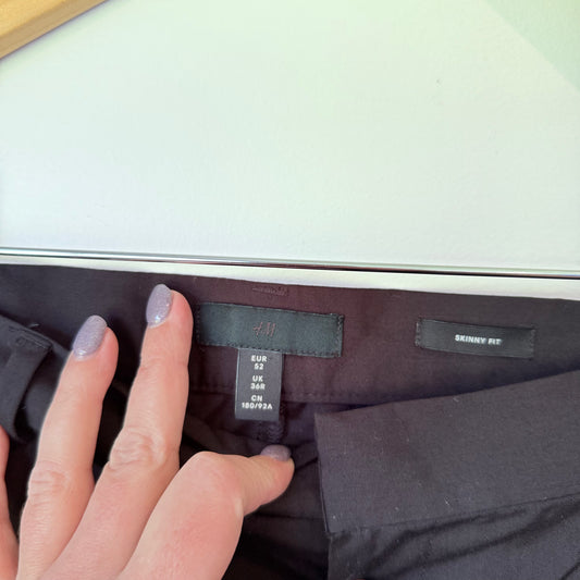 H&M Size 36R Slacks – Stylish Dress Pants for Men