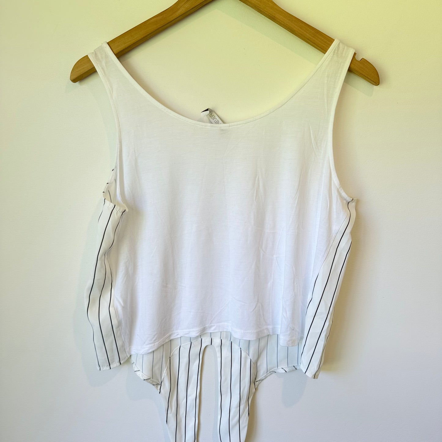 Forever New Size 8 Black & White Striped Tie Front Tank Top