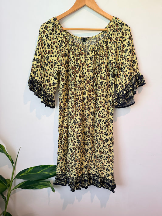 Emerge Size 8 Yellow Floral Print Mini Dress