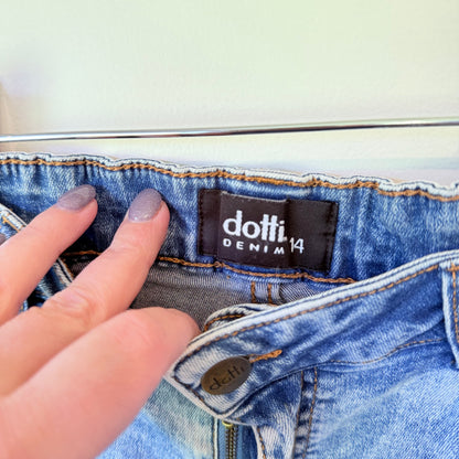 Dotti Denim Size 14 Light Wash High-Waisted Denim Shorts