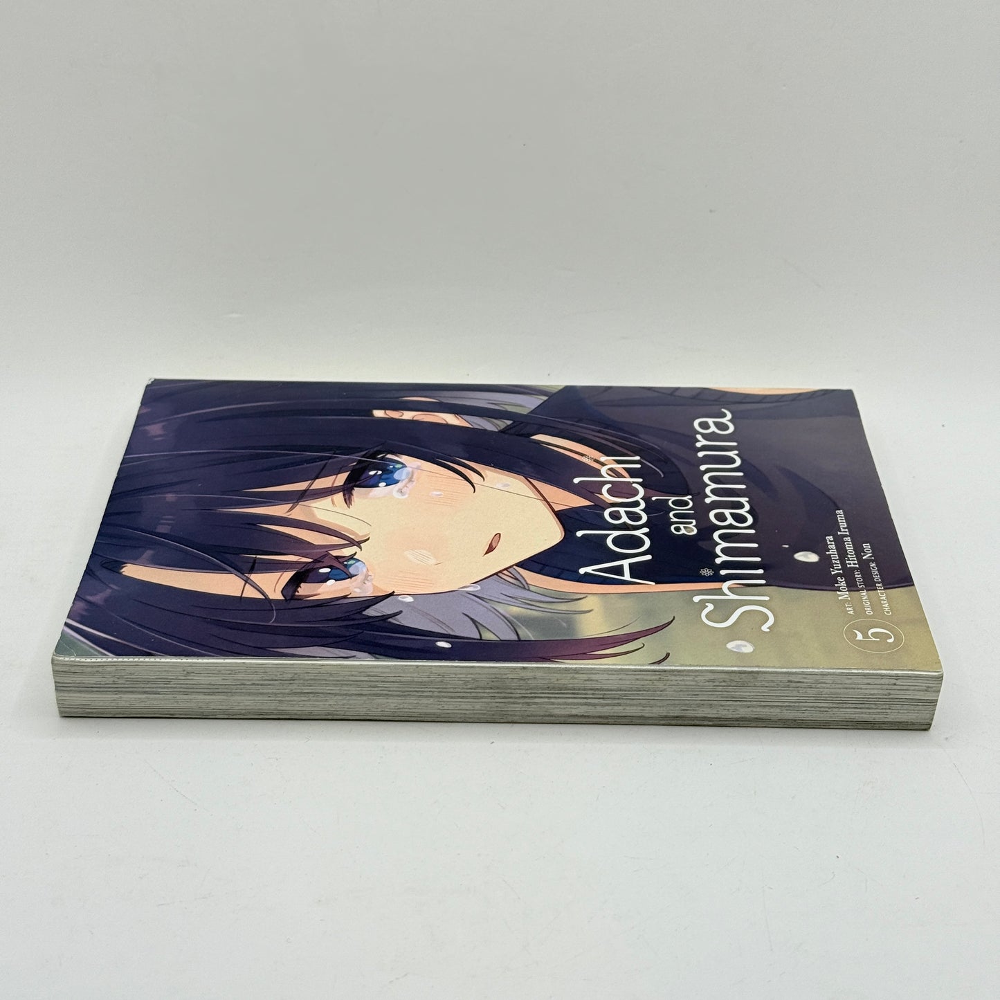 Adachi and Shimamura, Volume 5 by Hitoma Iruma (Original Story) and Moke Yuzuhara (Art)