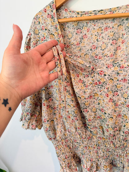 Shein Size 3XL | U/Arm to U/Arm 59cm Floral Cropped Top